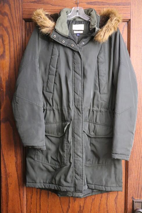 Universal Thread Jackets & Blazers - UNIVERSAL THREAD Winter Coat Women Large Green Chunky Cinched Waist Drawstring